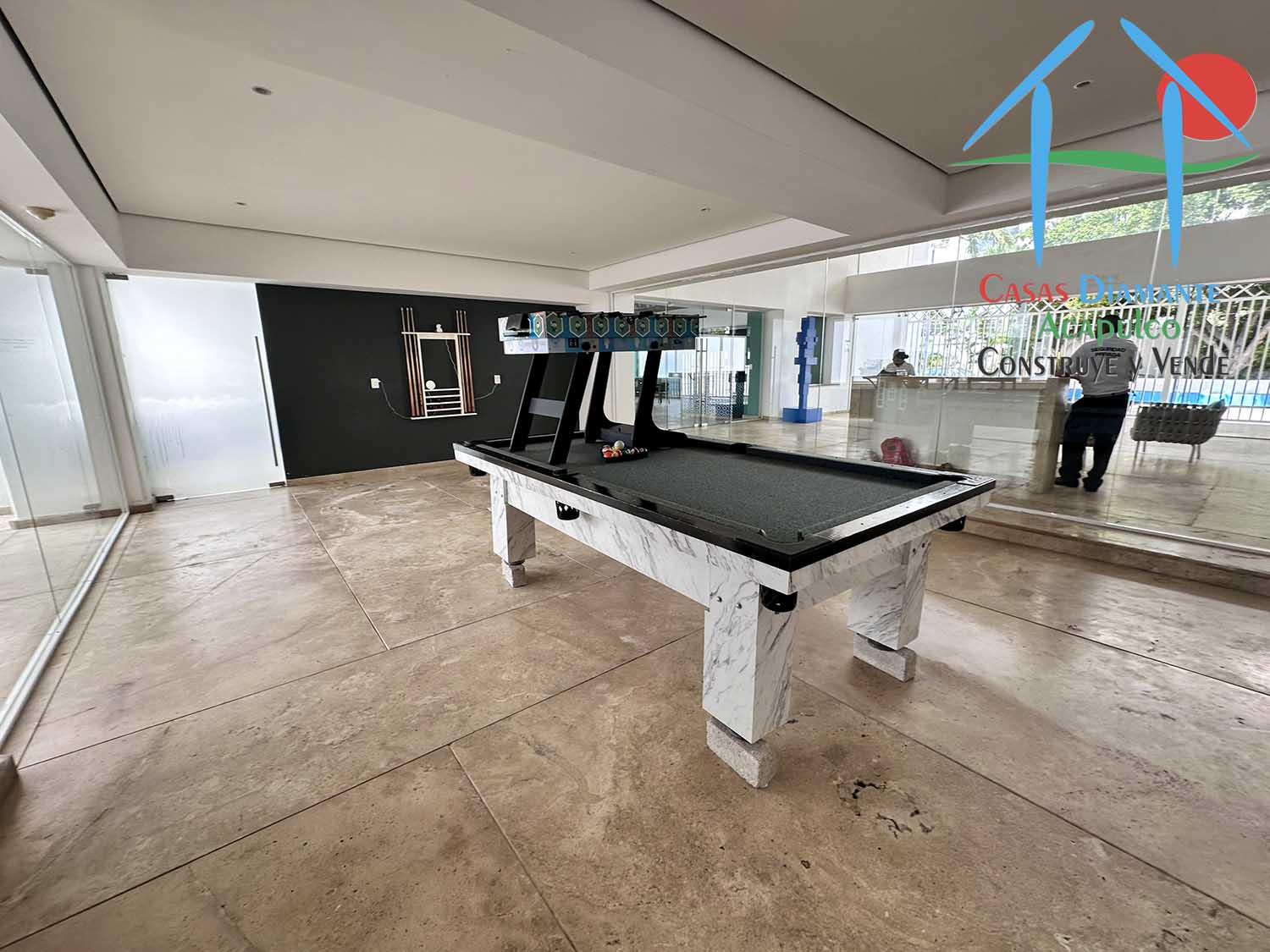 Armando´s Le Club - Salón de juegos 2